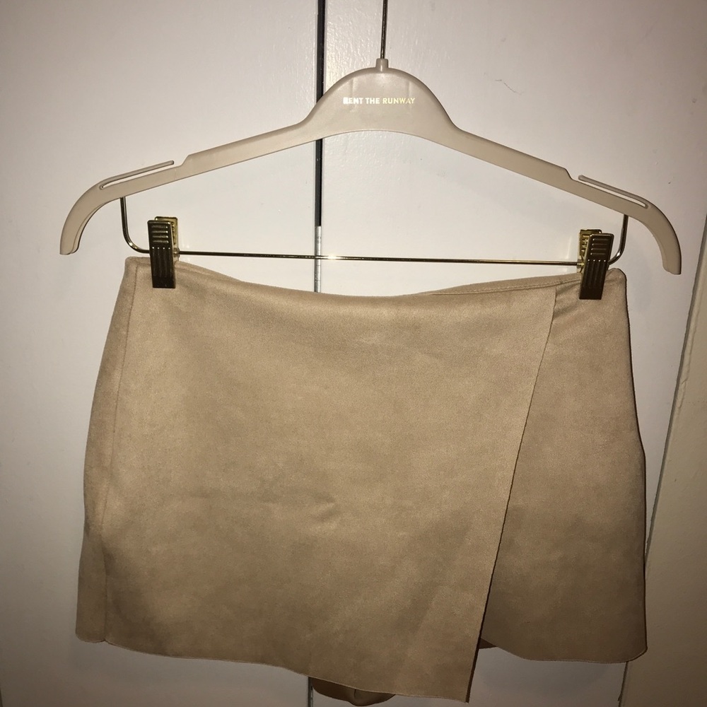 Tan suede skort